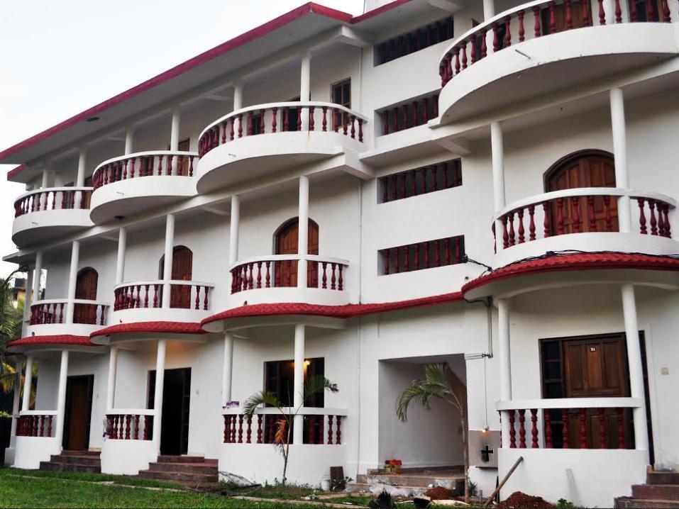 Oasis Beach Resort Goa Екстериор снимка